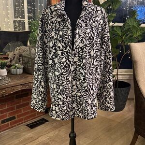 Coldwater Creek Black & White Pullover